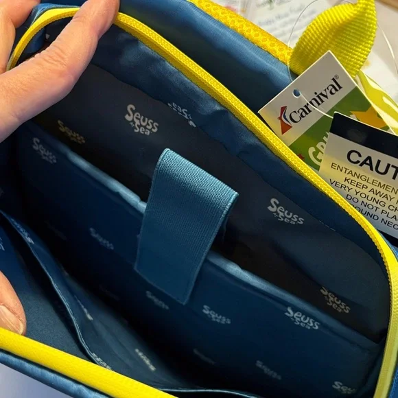 Seuss Grinch Kids Backpack - Blue and Yellow - Picture 5 of 6